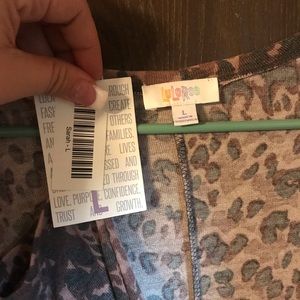 Lularoe Large cheetah Sarah
